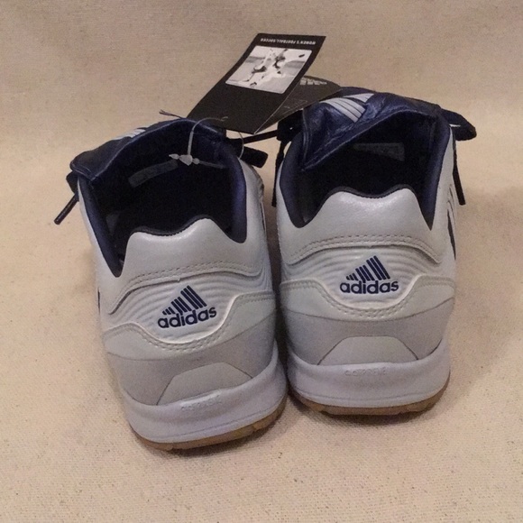 Adidas Women’s Rare Pulsado ll Indoor soccer - Picture 6 of 8